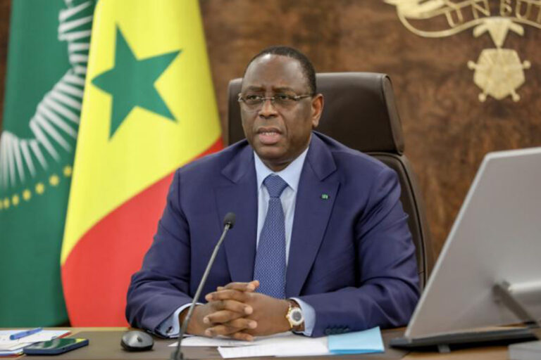 A son Excellence Macky SALL, président de la république du Sénégal.